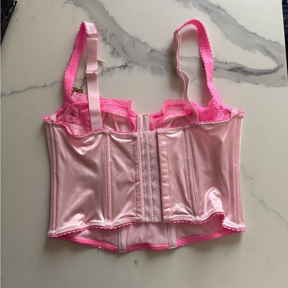 SKIMS X LANA DEL REY CORSET - Picture 4 of 5